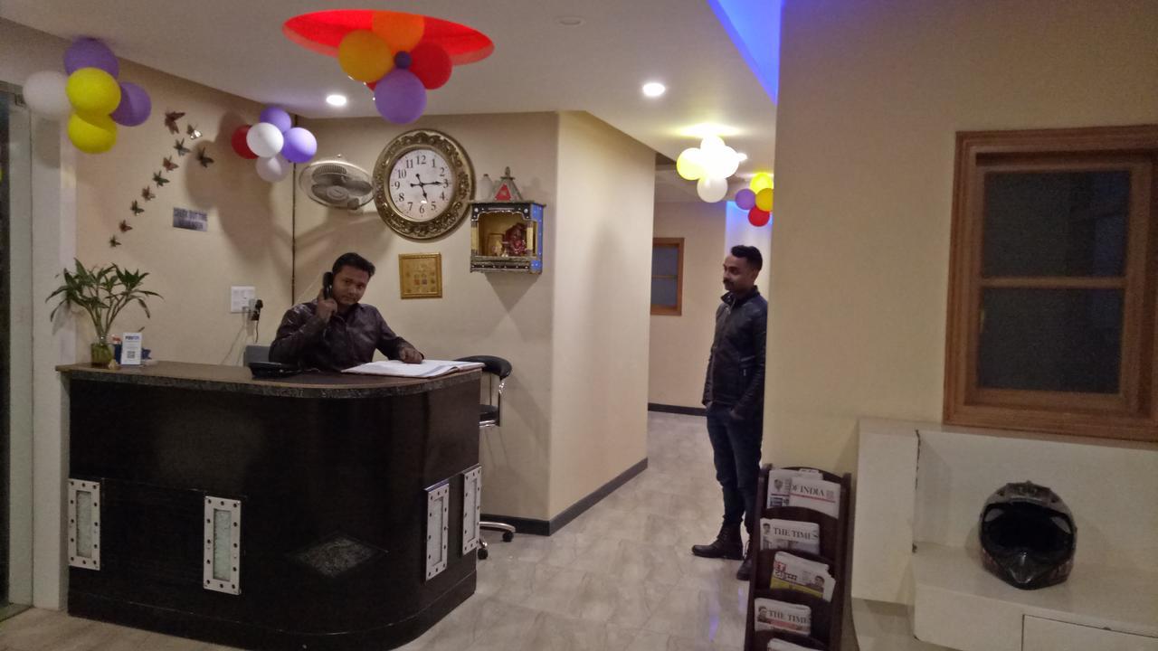 Airport Hotel Mahal New Delhi Exterior photo
